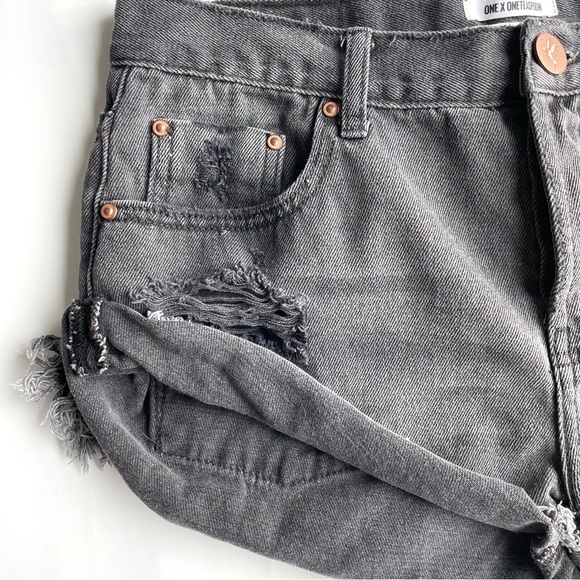 Kiara OBX One Teaspoon shorts - Picture 9 of 12